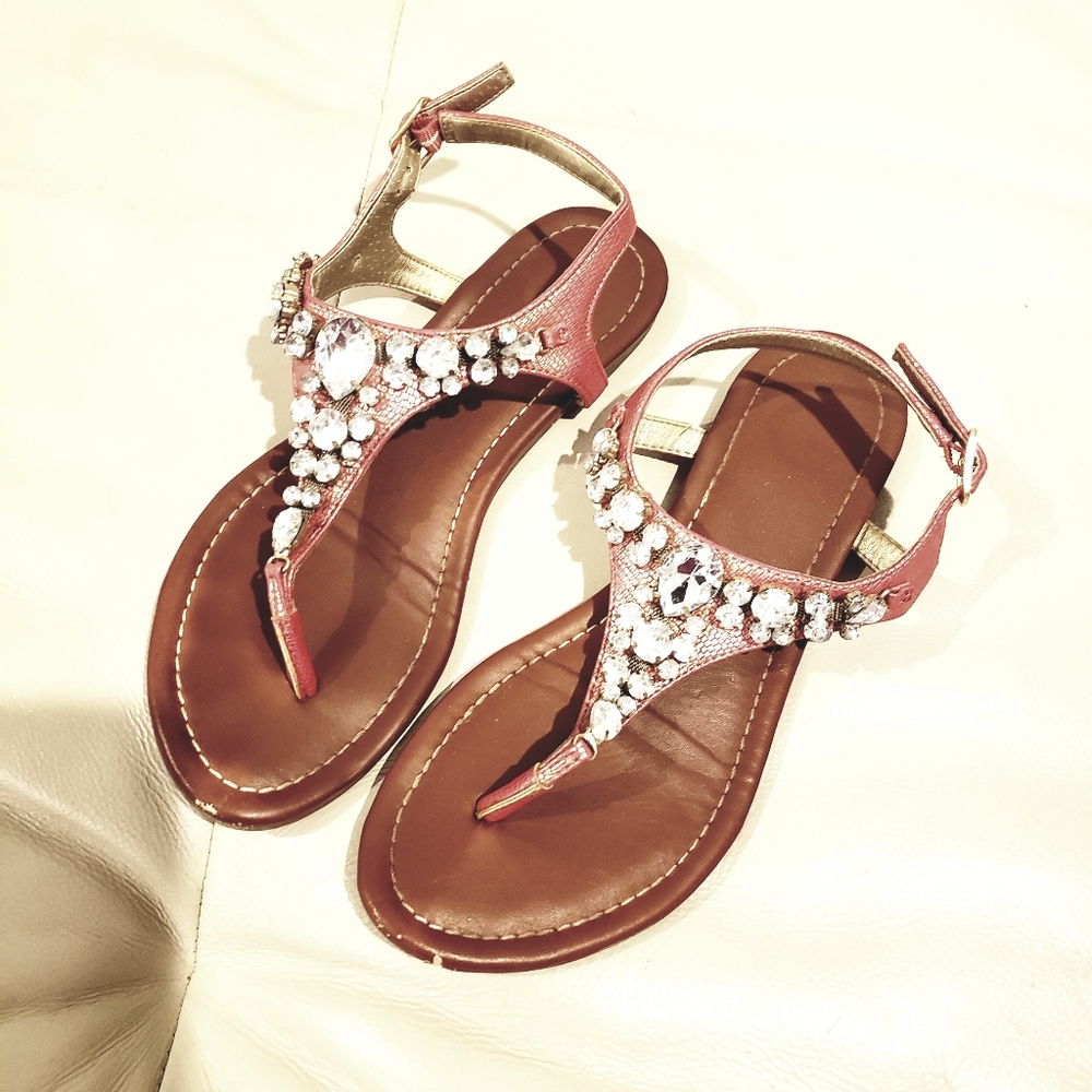 Guess sandals Size 7